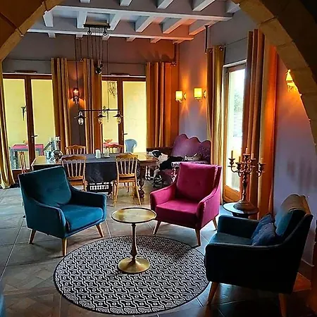 Bonbon D'hotes 3* Saint-Julien-de-Lampon
